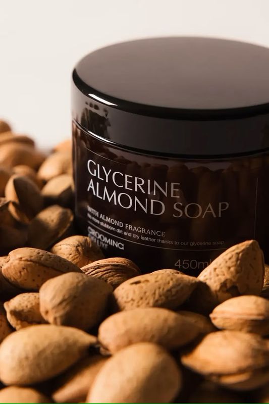 Grooming Deluxe Glyserin Almond Soap