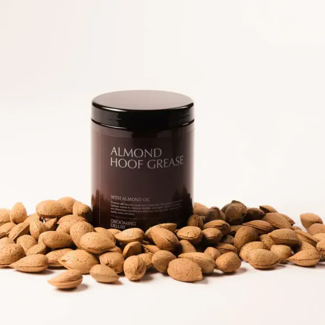 Hovedbilde Grooming Deluxe Almond Hoof Grease - 900ml