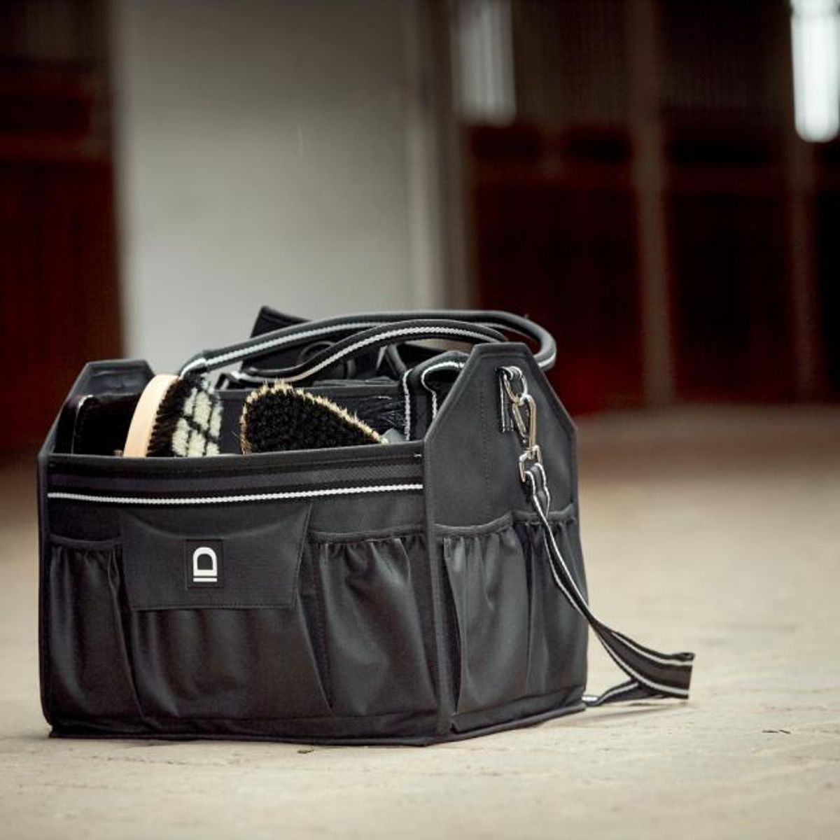 Equipage Grooming Bag